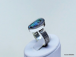 Oczko-unikatowy pierścionek z muszlą